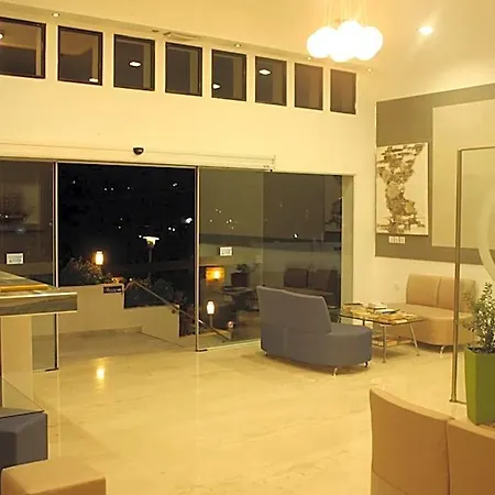 ホテル Lindian Jewel And