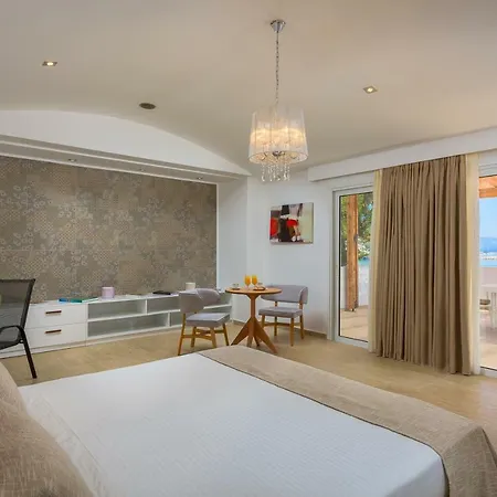 Hotel Lindian Jewel And 3*