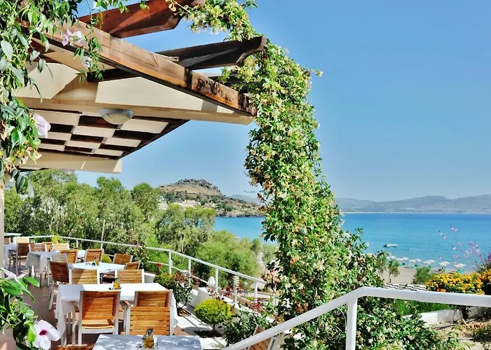 Lindian Jewel And 3* Líndos