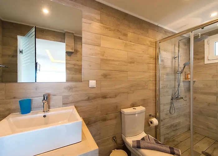 Lindian Jewel And מלון 3*