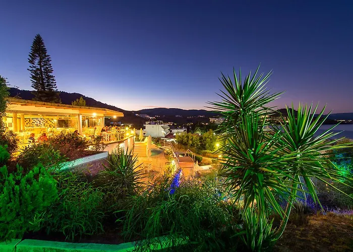 מלון Lindian Jewel And לינדוס