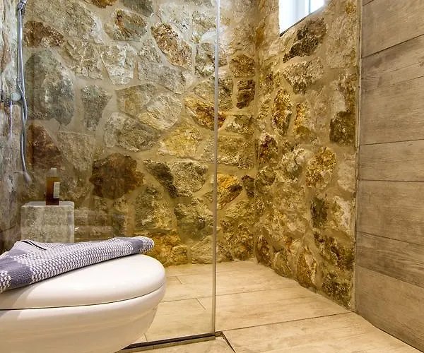 Hotel Lindian Jewel And