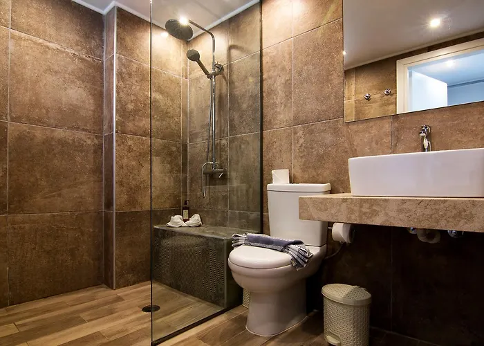 Lindian Jewel And Hotel 3*